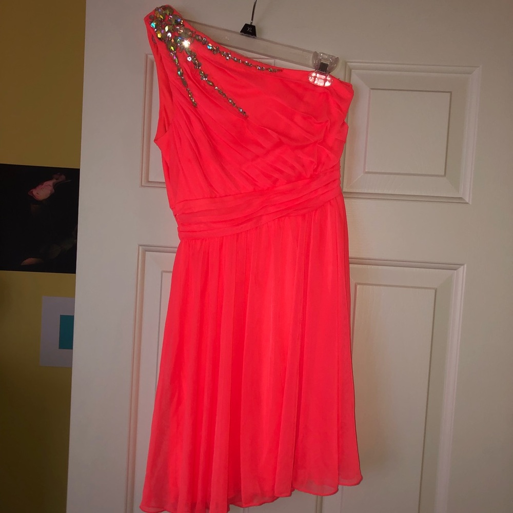 Coral Homecoming Dress (Great condition)